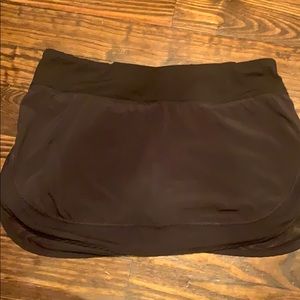 Lululemon Hotty Hot Black running skirt 8